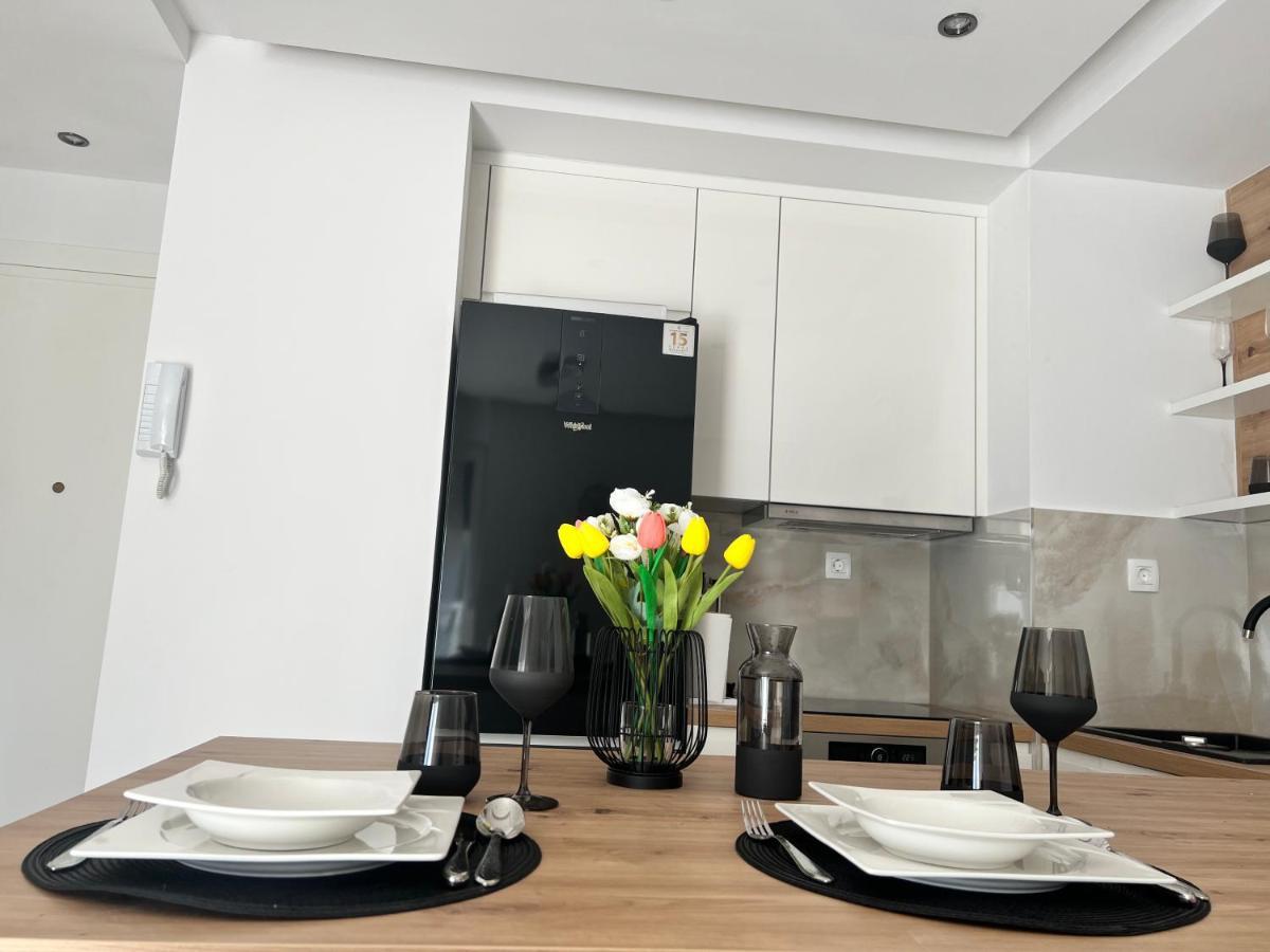 Luxury Apartment Dreamview สปลิท ภายนอก รูปภาพ