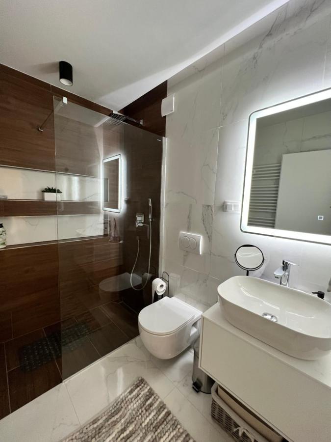 Luxury Apartment Dreamview สปลิท ภายนอก รูปภาพ